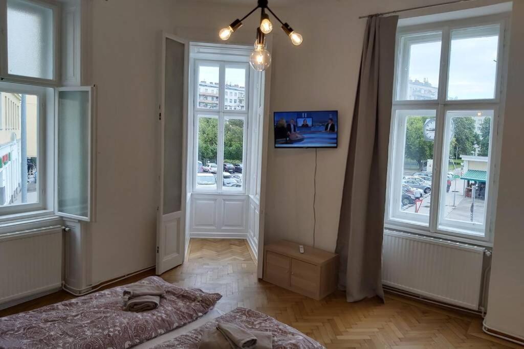 Lovely New 2 Bedroom Near Hannovamarkt 비엔나 외부 사진