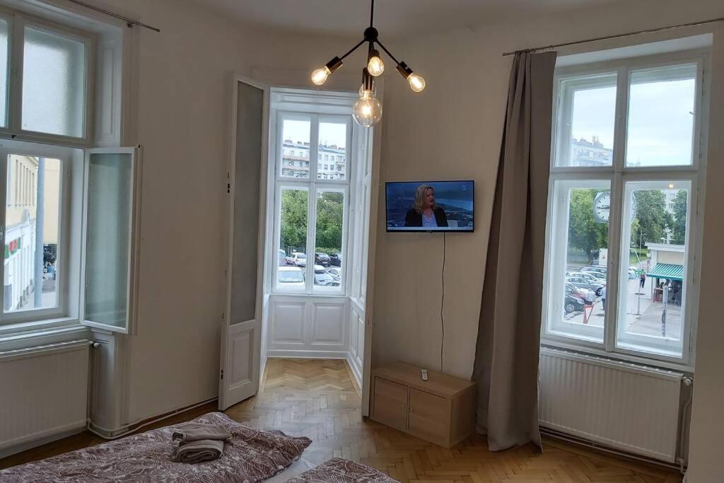 Lovely New 2 Bedroom Near Hannovamarkt 비엔나 외부 사진